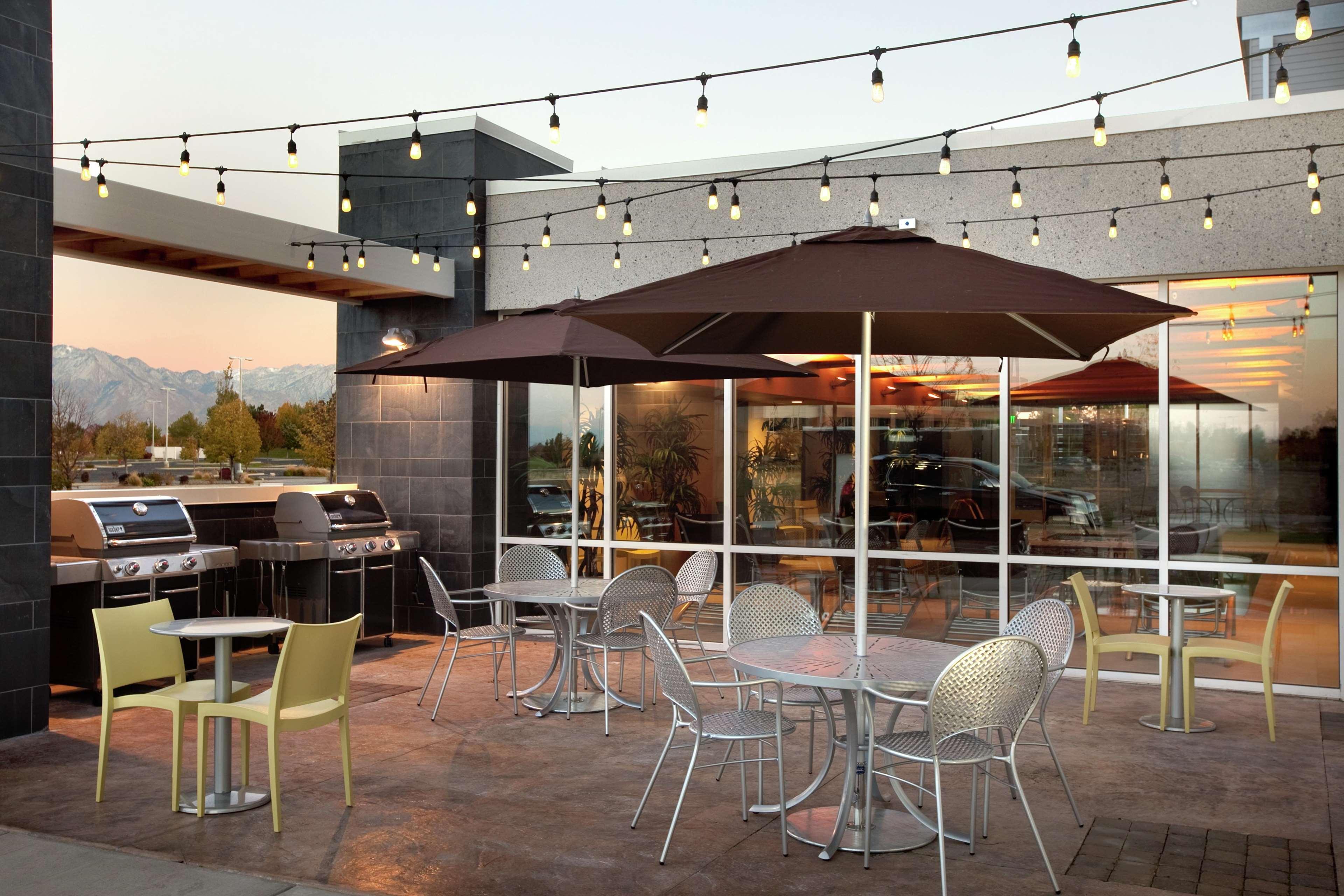 Home2 Suites By Hilton West Valley City Restoran fotoğraf